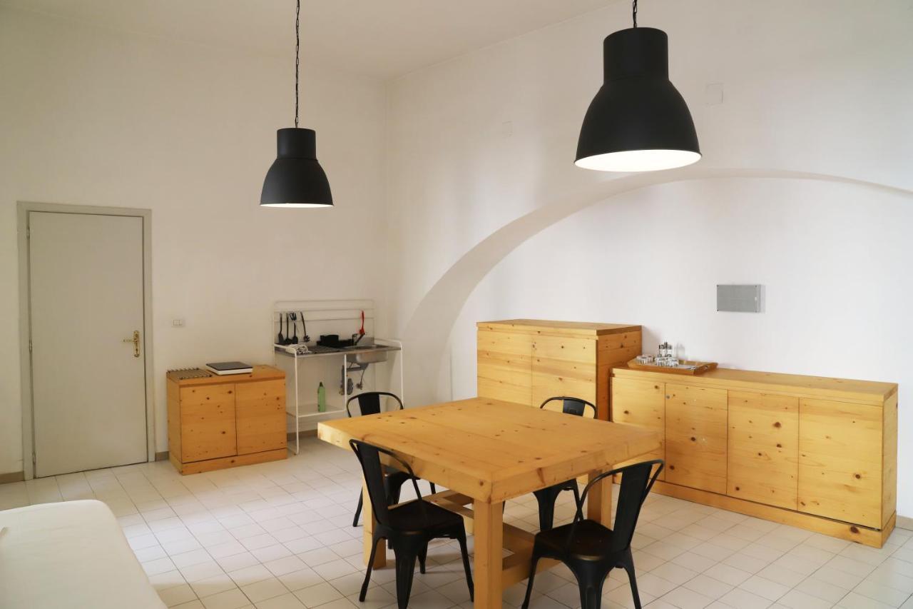 Albergue Ave Gratia Plena Salerno Exterior foto