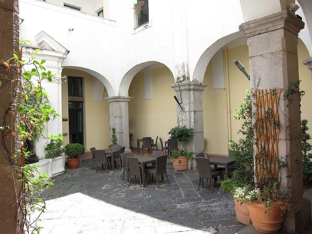 Albergue Ave Gratia Plena Salerno Exterior foto