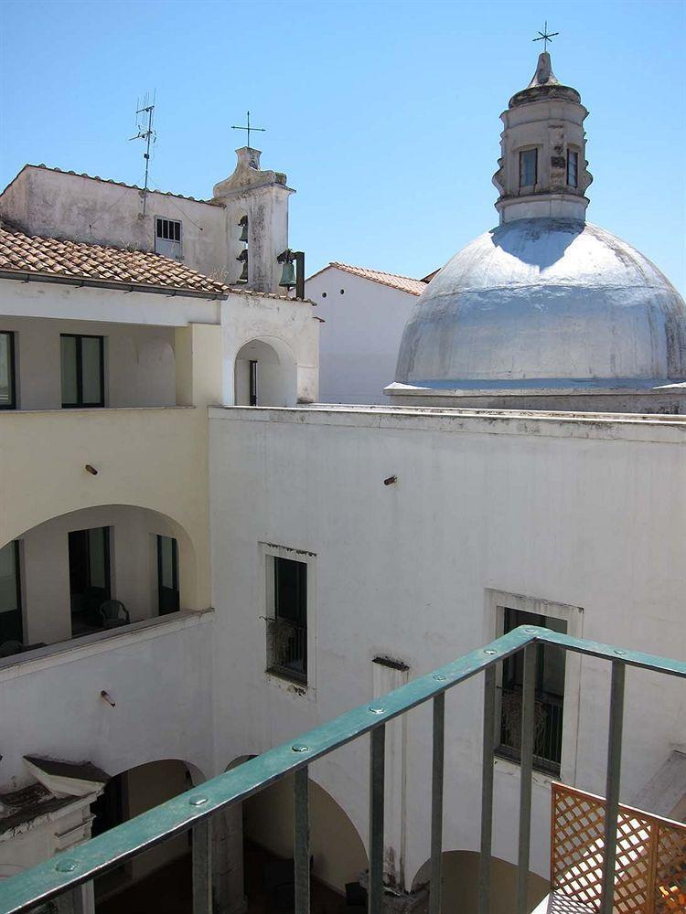 Albergue Ave Gratia Plena Salerno Exterior foto
