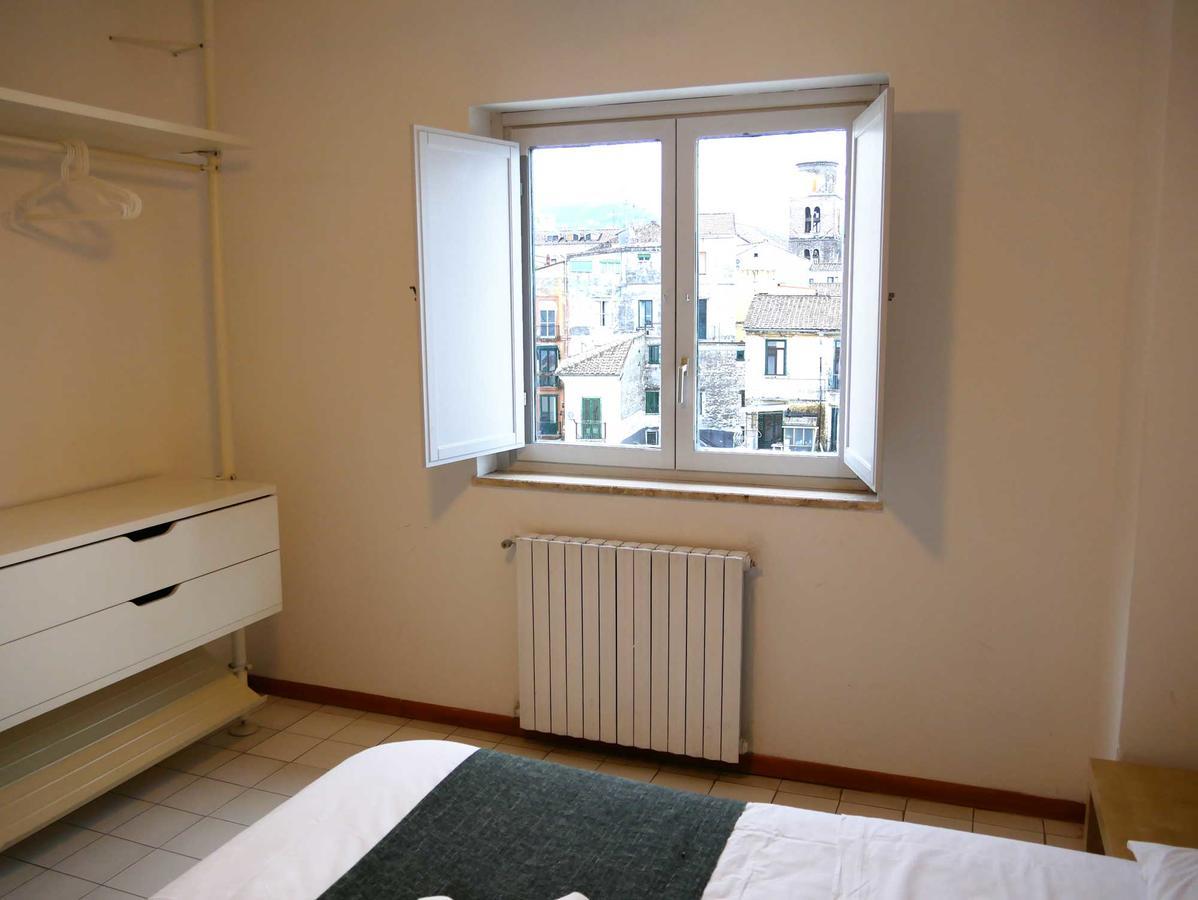 Albergue Ave Gratia Plena Salerno Exterior foto